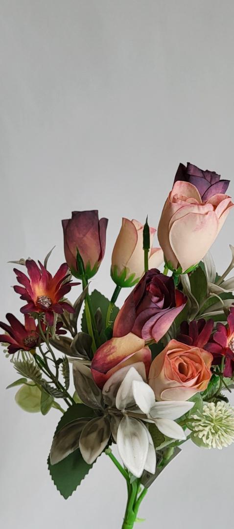 Buchetel Artificial Tip5