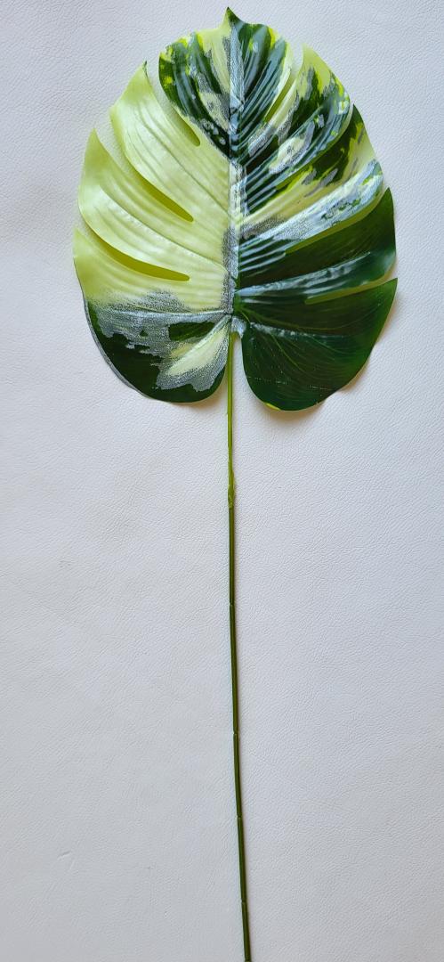 Frunza de palmier artificial