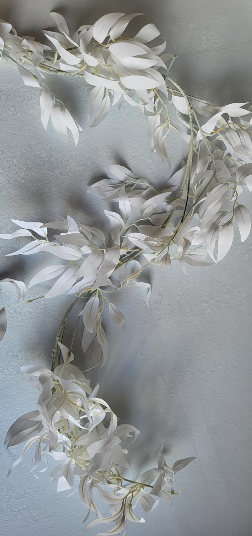 Girlanda Artificiala Ruscus Alb