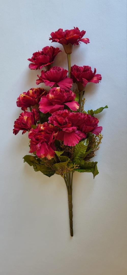 Buchet Garoafe Bordo