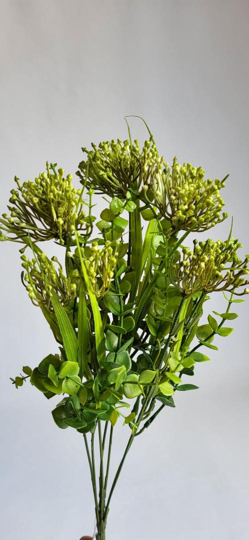 Buchet Artificial cu Bobite 7 fire Verde