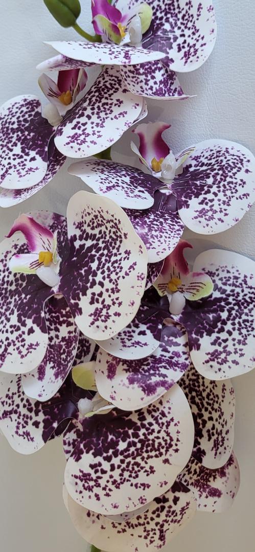 Orhidea Artificiala Siliconata Alb-Mov 7 capete