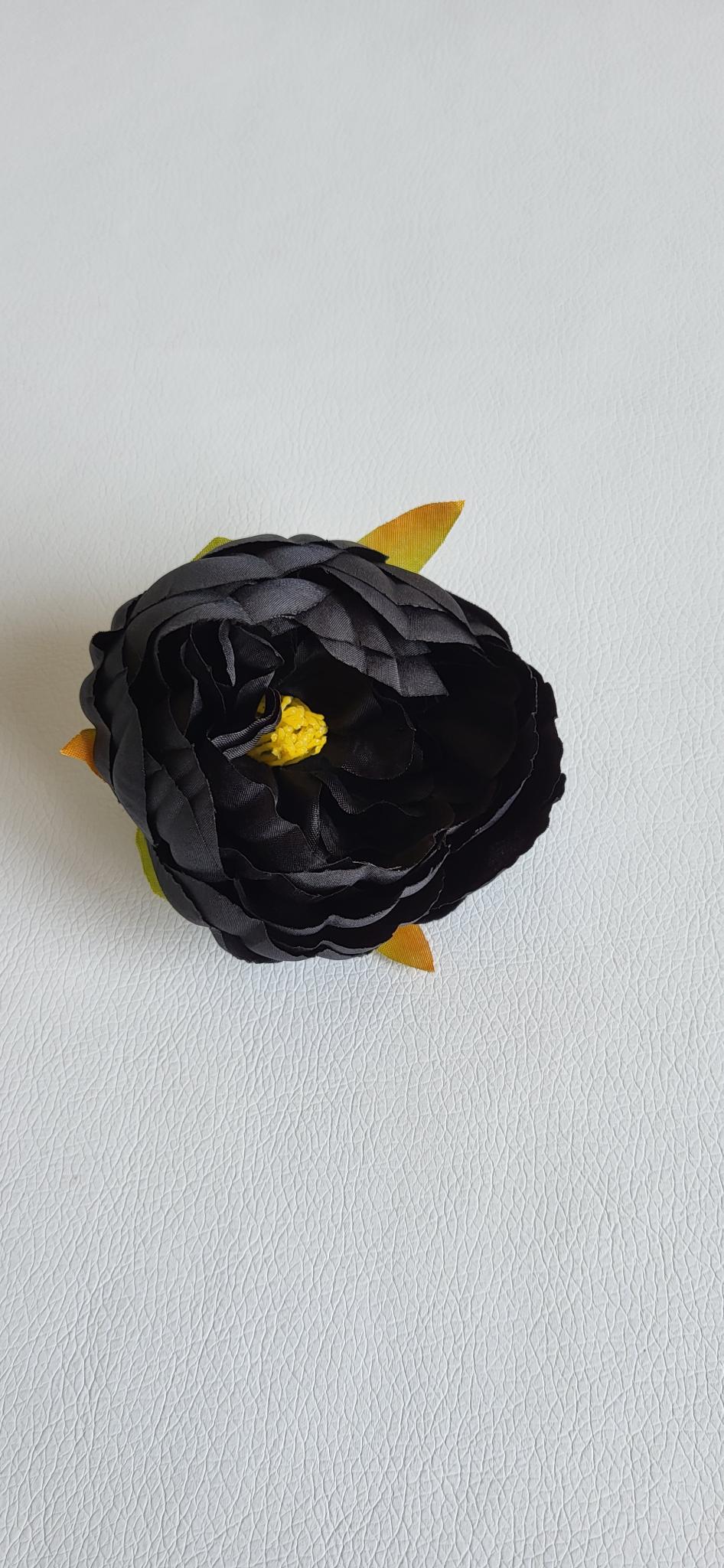 Cap Bujor Negru